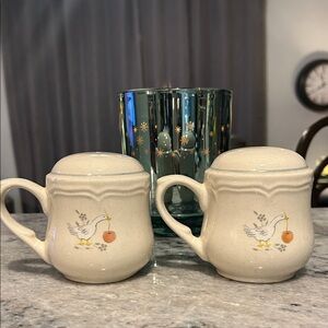 Vintage International Tablework Marmalade Salt and Pepper shakers